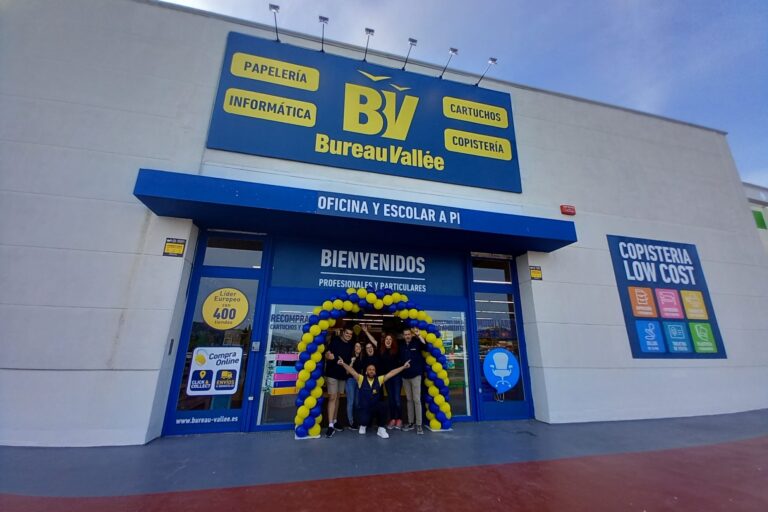 apertura de nueva tienda de la marca burau valle en bilbondo.